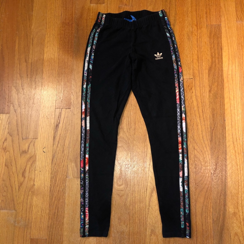 Adidas 2 stripe leggings